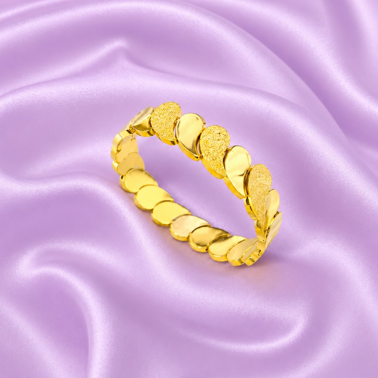Heart Link Gold Bangle Bracelet